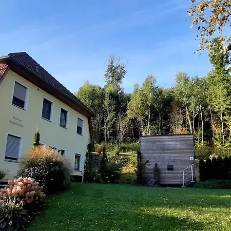 With 3 Bedrooms * Furth im Wald