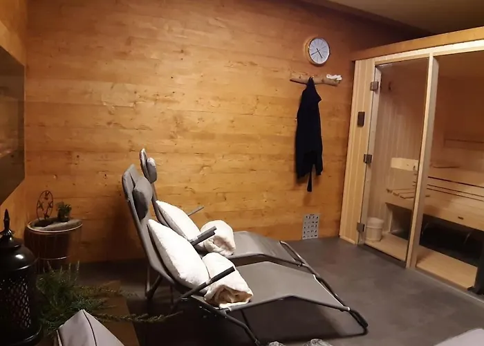 With 3 Bedrooms Furth im Wald
