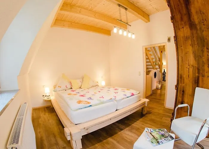 With 3 Bedrooms * Furth im Wald